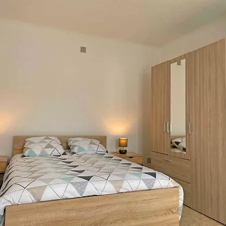 Thiel-sur-acolin, 3 Pieces, 5 Personnes - Fr-1-489-456 Thiel-sur-Acolin